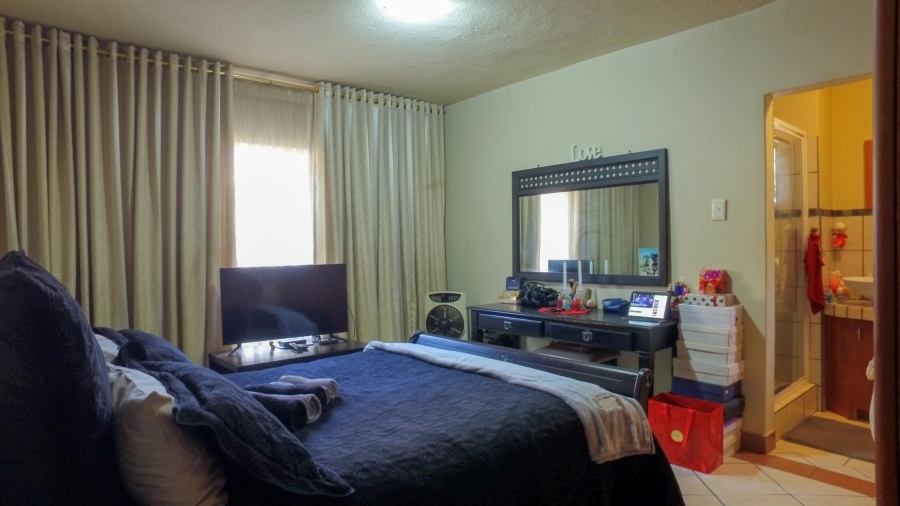 3 Bedroom Property for Sale in Bodorp North West
